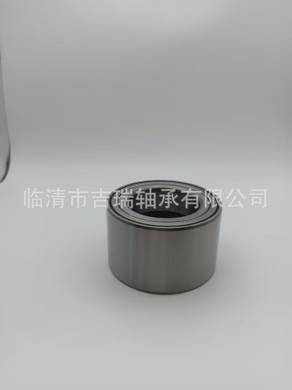 Suitable for Lada Fiat front wheel DAC30600037 6-256706 663095 car wheel bearing