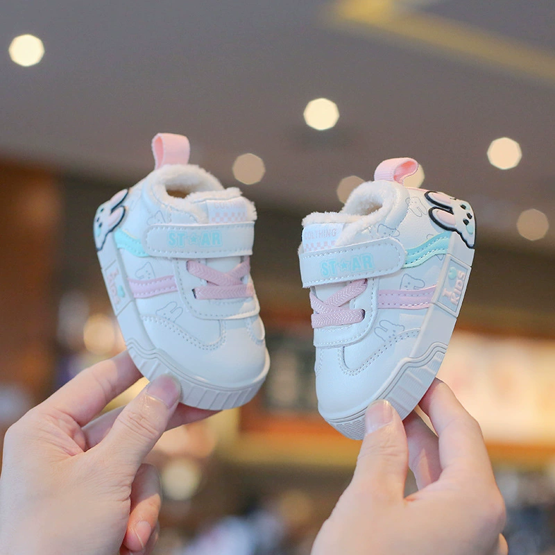 Winter children's fleece cartoon footwear for early age, shoes, sneakers, soft sole, 2 years