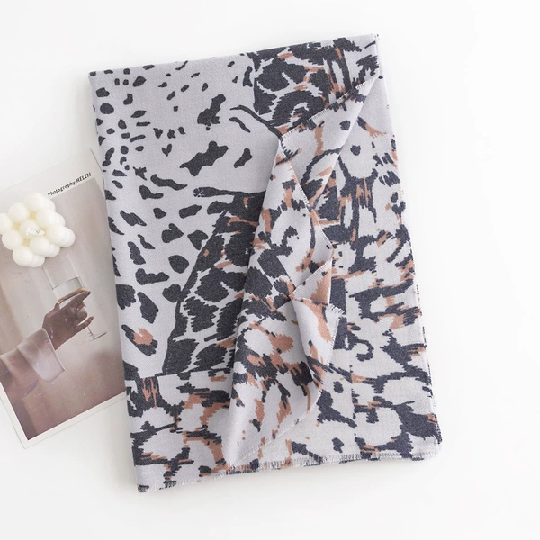 FH23-5398-1 blue leopard print
