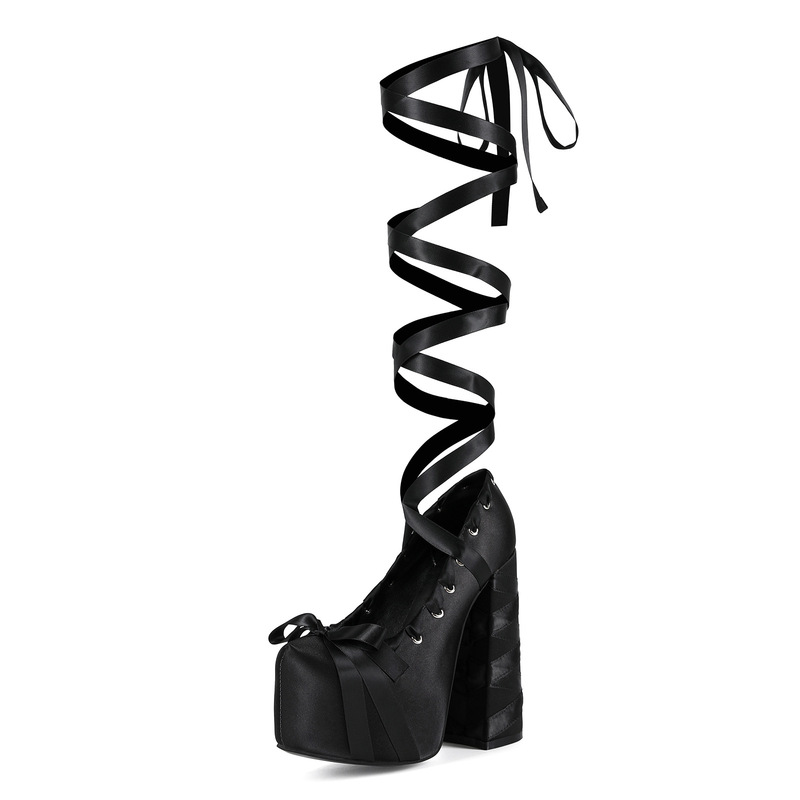 Exclusively for international trade and cross-border sales: plus-size black gothic-style strappy women's shoes, European and American style, available on Amazon, featuring chunky heels