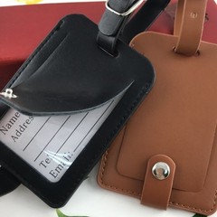 マルチカラーのPU荷物タグ、絶妙でコンパクトなカードホルダー、カスタマイズ可能なロゴ、ストラップ付き、柔らかく絶妙な搭乗券