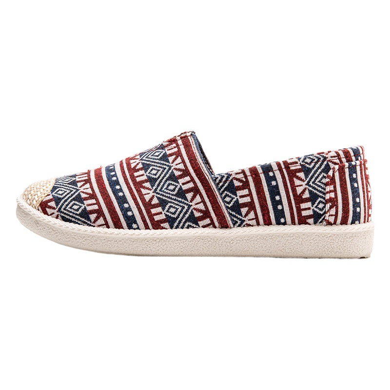 Old Beijing Cloth Shoes for Women, Flat Slip-On Loafers, 2025 New Korean Style White Casual Canvas Shoes