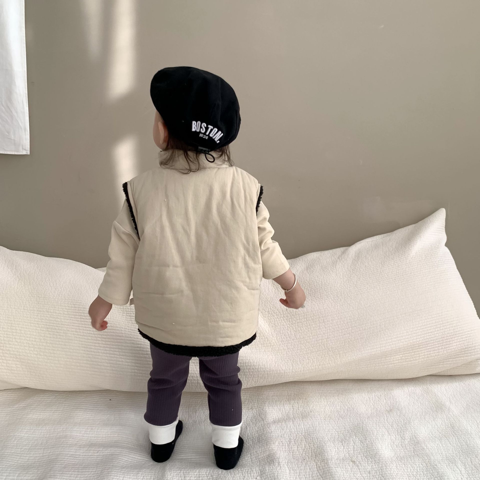 Bebé engrosada ropa de abrigo chaleco Bebé Ropa de salida ropa de otoño e invierno estilo coreano ropa para niños bebé Chaleco de algodón crudo