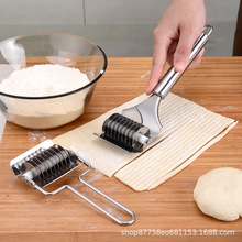 厨房用品手动手擀面面条切面器家用不锈钢切面刀压面器面粉切批发