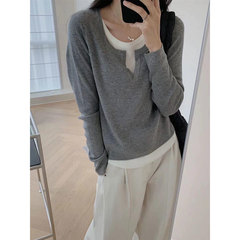 黒の偽の2つのvネックの純綿の中で底のシャツの女性の早秋の修身の長袖を掛けます。
