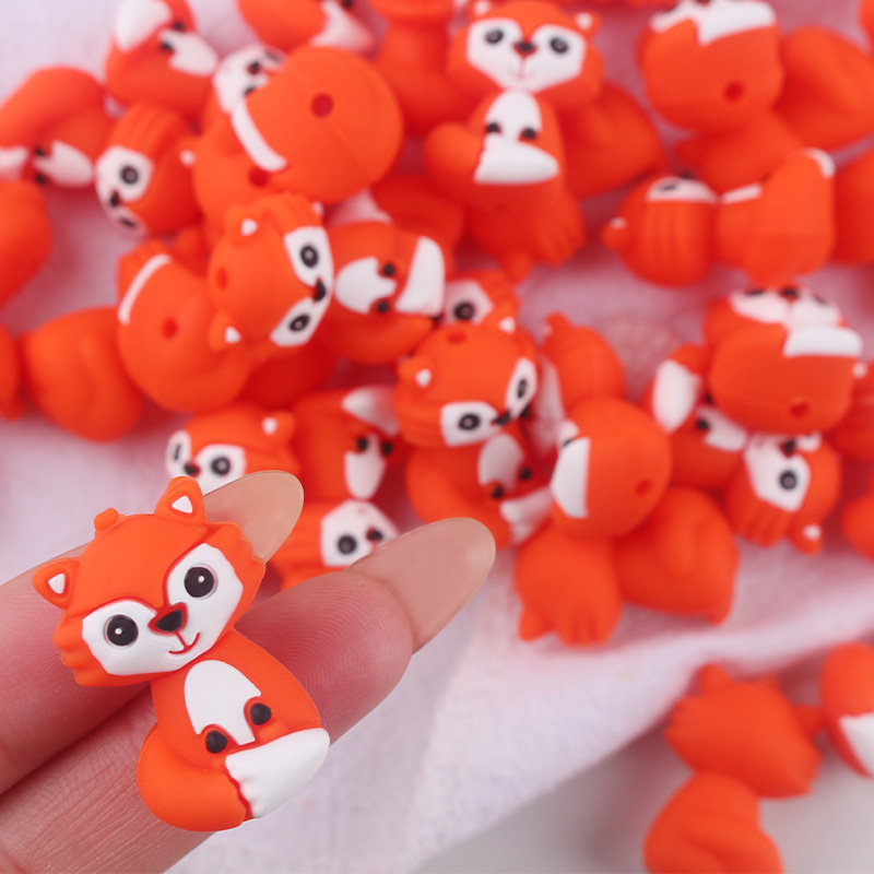Productos creativos de bricolaje para bebés Little Fox Joyería de silicona Pezones para bebés Cadena anti-caída de dientes molares Accesorios para pulseras