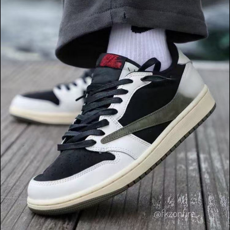 Cross-Border Exclusive Supply of Low-Top Aj1 Lightning Reverse Hook Basketball Shoes in Dark Brown, Couple's Fujiwara Ts Collaboration White Sneakers Cross-Border Exclusive Supply of Low-Top Aj1 Lightning Reverse Hook Basketball Shoes in Dark Brown, Couple's Fujiwara Ts Collaboration White Sneakers