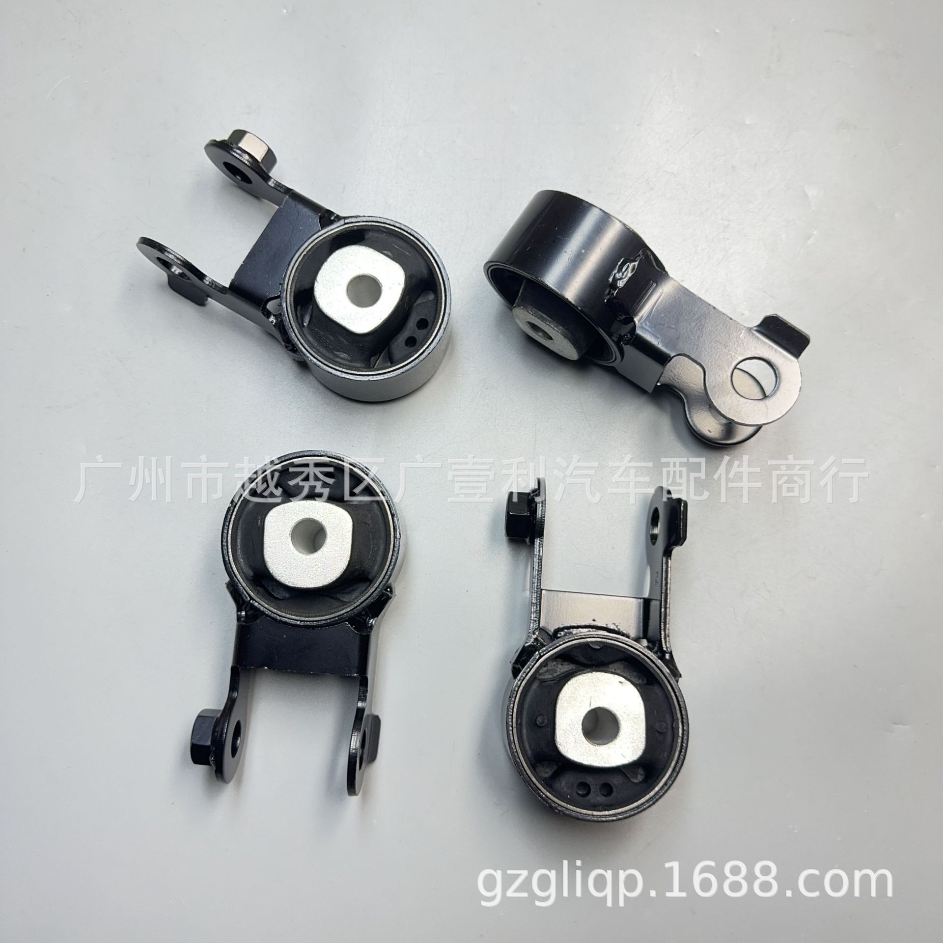 Applicable 12363-0M050 12363-21060 12363-0M020 yaris NCP90 upper right foot glue