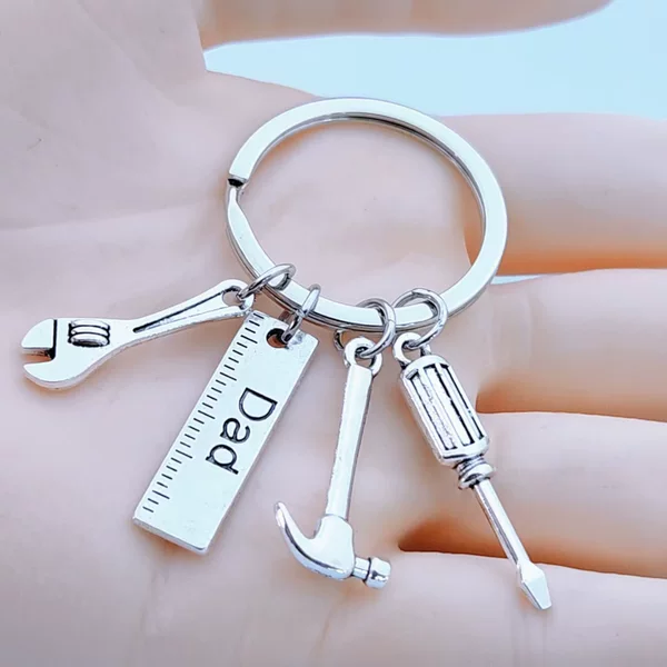 1Pcs Retro Metal Dad Hammer Screwdriver Wrench Dad Tools Father's Day Gift Keychain