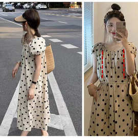 新款哺乳裙女泡泡袖甜美减龄撞色波点长裙2024夏季慵懒韩系显瘦裙