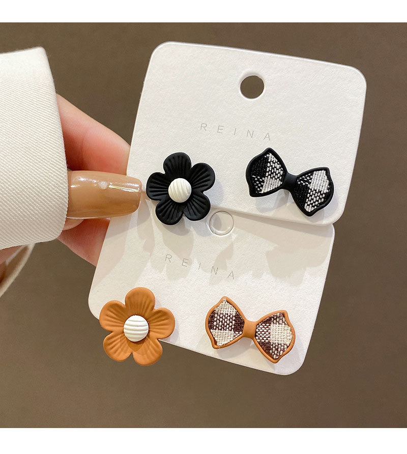 fashion asymmetric bow flower earrings simple alloy earringspicture3