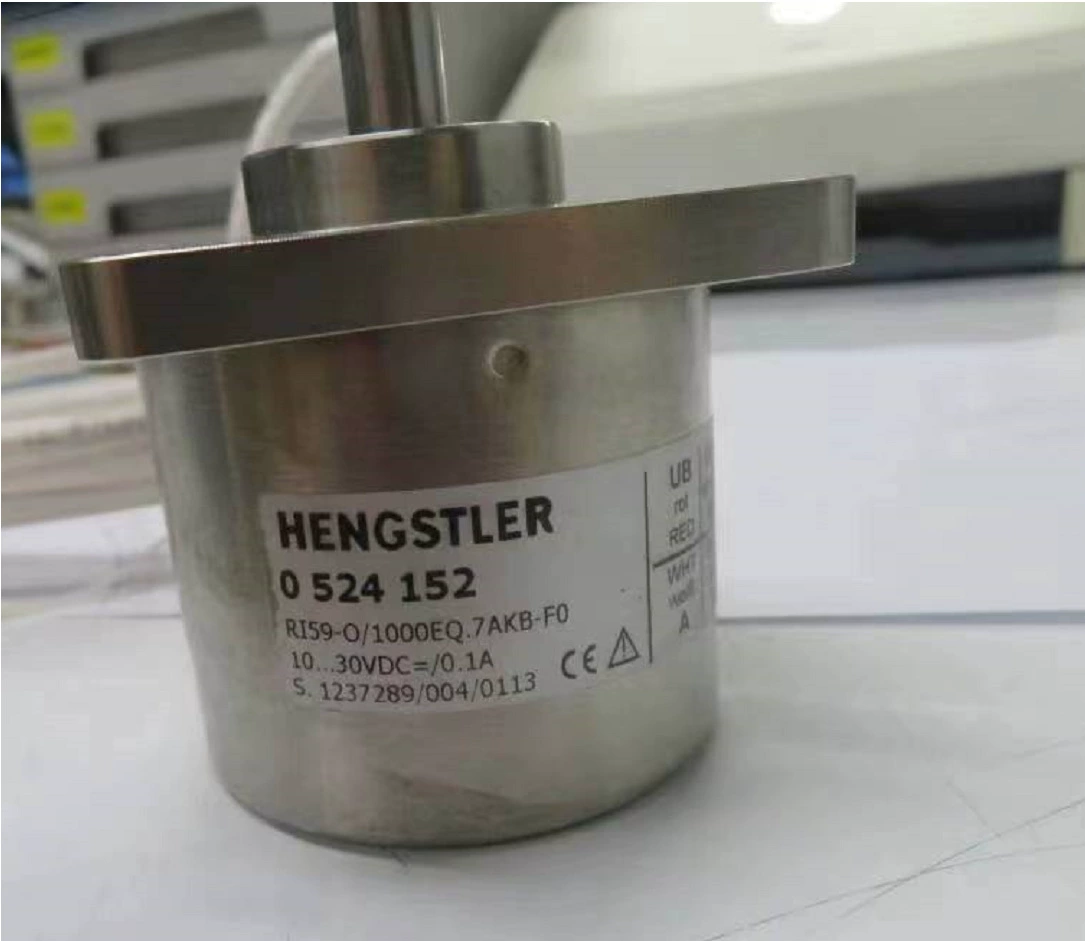 Немецкий энкодер Hengstler Hengstler 0565046 AC58/0012EF.47OLB-F0 спот
