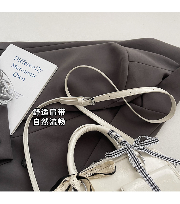 A trendy underarm bag for women in 2025, Korean version, Instagram Spring/Summer new fashion tote bag, versatile and large-capacity commuting bag undefined