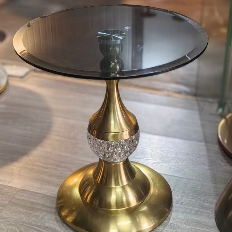 デザイナーハイエンド家庭用小さなコーナーテーブルレセプションエリア金属製の小さなコーヒーテーブルイタリアンライト高級強化ガラスサイドテーブル|undefined