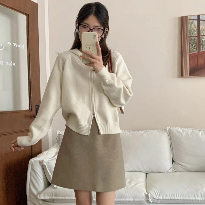 24 diseño de invierno Puyuan de punto con sombrero de doble cremallera corto suéter pequeño para mujeres 20 image 11