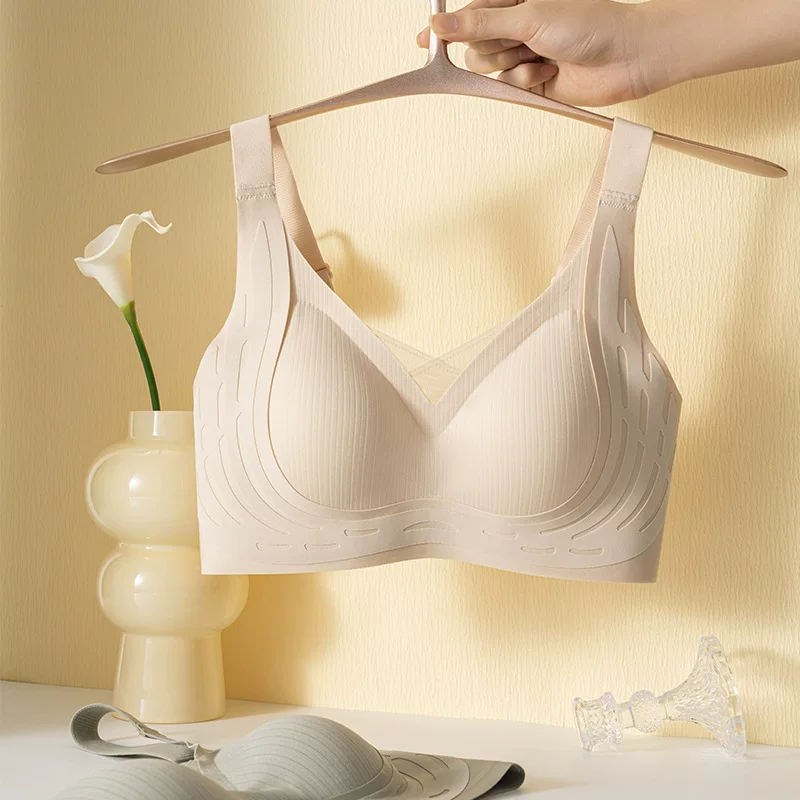 Underwear, sports comfortable push up bra with steel rings