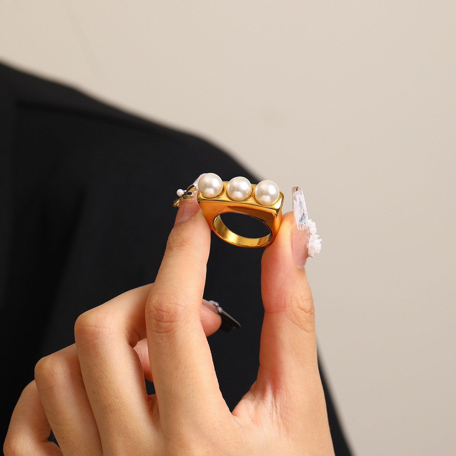 13g Weight Artificial Pearls, December Birthstone Turquoise Inlay Material Rings Classification 1 Piece Quantity Banquet, Party Occasion Titanium Steel Material Geometric Pattern Women's Gender Plating, Inlay Design Elegant, Glam Style Titanium Steel Elegant Glam Geometric Plating Inlay Artificial Pearls Turquoise Rings 3
