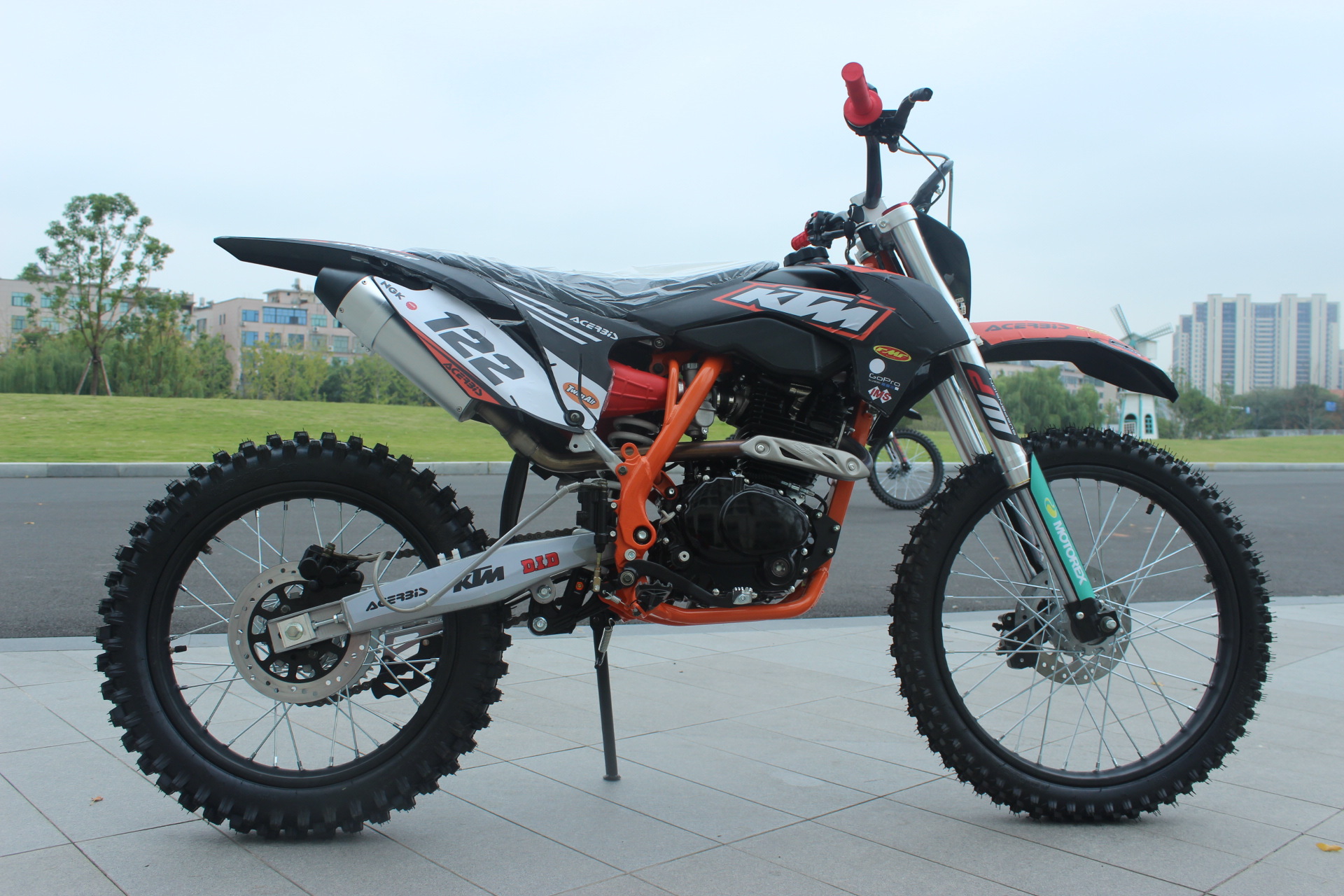 Factory Direct Sales 250Cc Off-Road Vehicle, Mountain Motorcycle, Two-Wheeled Racing Vehicle, Fuel Atv, All-Terrain Vehicle