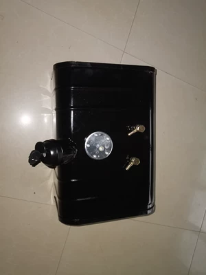diesel fuel tanks of various models, Fuel tank - length-40-width-28-height-23-approximately-22-liters-oil-comes-out-from-the-top