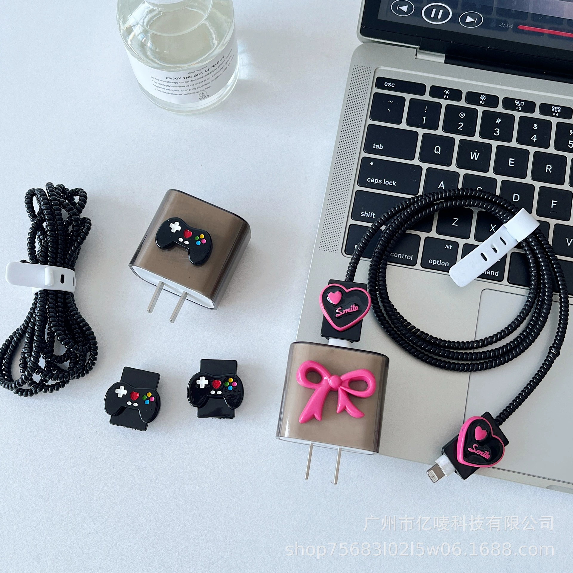 Защитный чехол для кабеля для передачи данных 20W подходит для Apple 15 зарядное устройство iphone14/13promax Быстрая зарядка чехол через черный