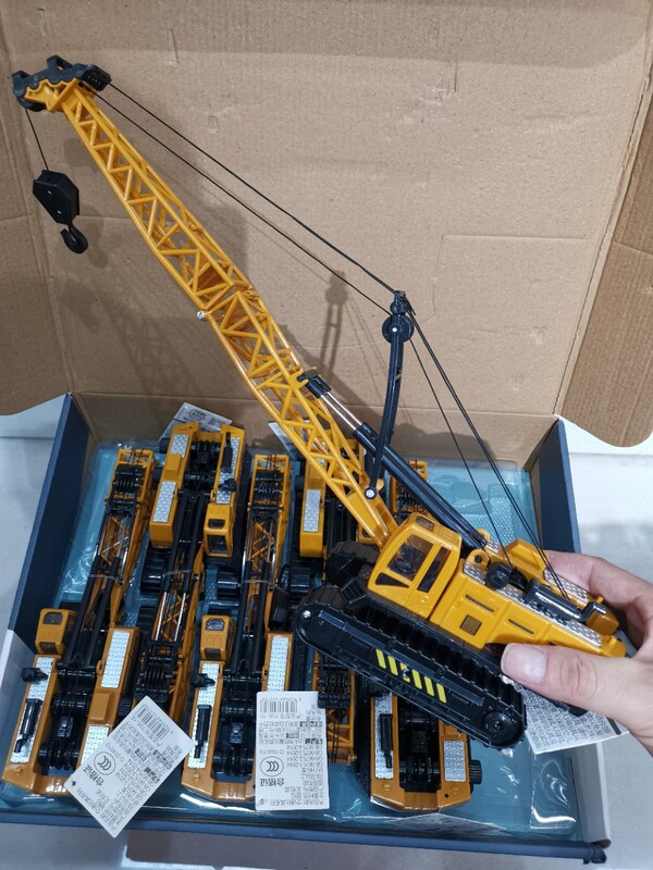 Nile small captain high quality simulation inertia crane engineering car toy car wholesale boy gift supermarket mother and child Nile small captain high quality simulation inertia crane engineering car toy car wholesale boy gift supermarket mother and child