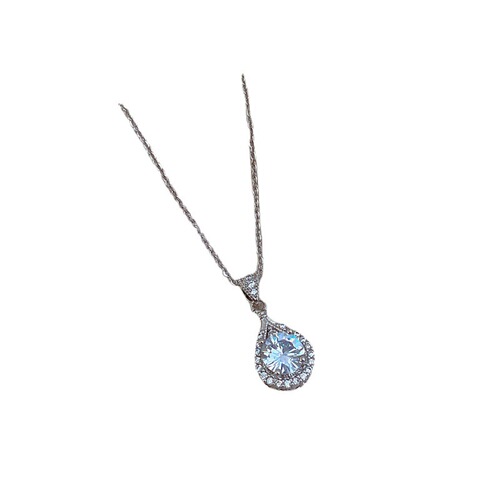 [Titanium Steel] Light luxury micro-inlaid real gold water drop super flash necklace women's new clavicle chain light luxury niche design