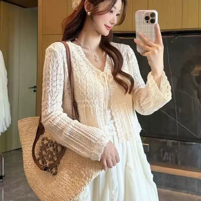 Gentle and Fresh Style, Ice Silk Versatile and Stylish Cute Knitted Cardigan for Women, Spring Long-Sleeve Short Outerwear Sun Protection Shirt Trendy