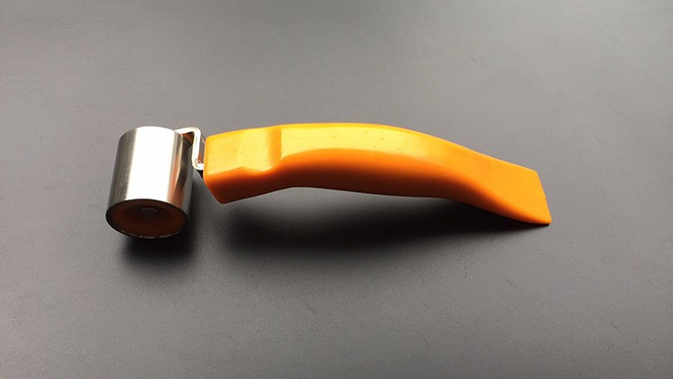 专业生产优质桔色扁柄墙纸壁纸平压轮接缝压辊滚轮不锈钢带轴承