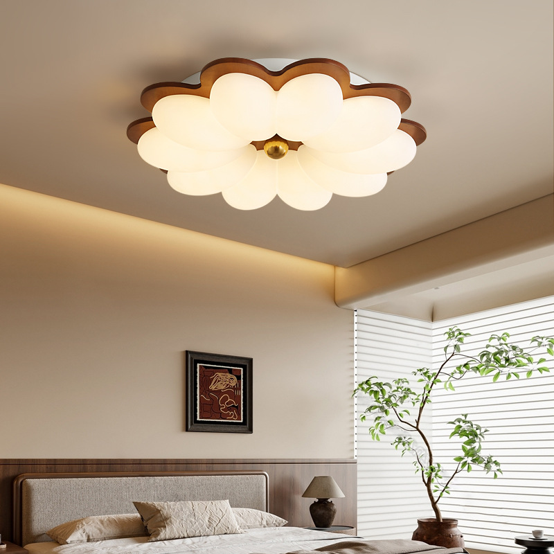 Lámpara de techo de dormitorio de estilo medio 2025 nueva lámpara de estudio de estilo crema flor retro nogal lámpara de balcón de protección ocular