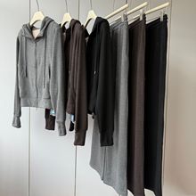 轻盈保暖 空气层工艺!山羊绒+桑蚕丝+再生纤维柔软舒适休闲套装