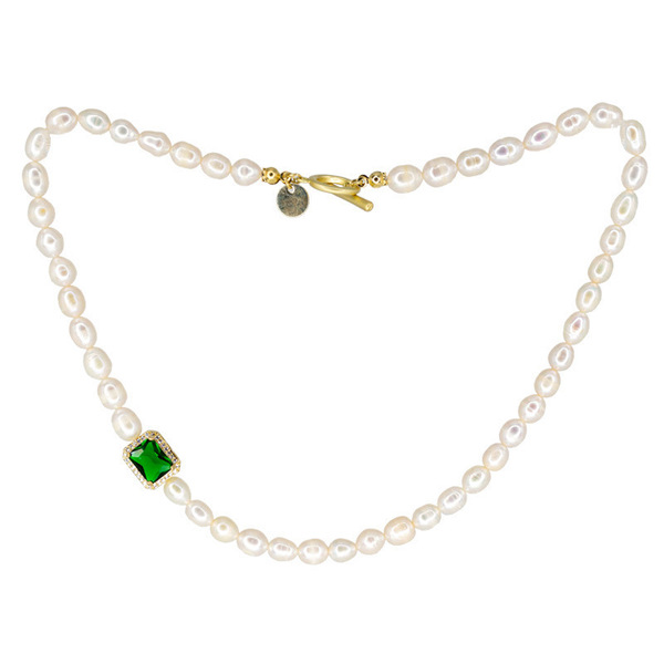 South Korean necklace from pearl