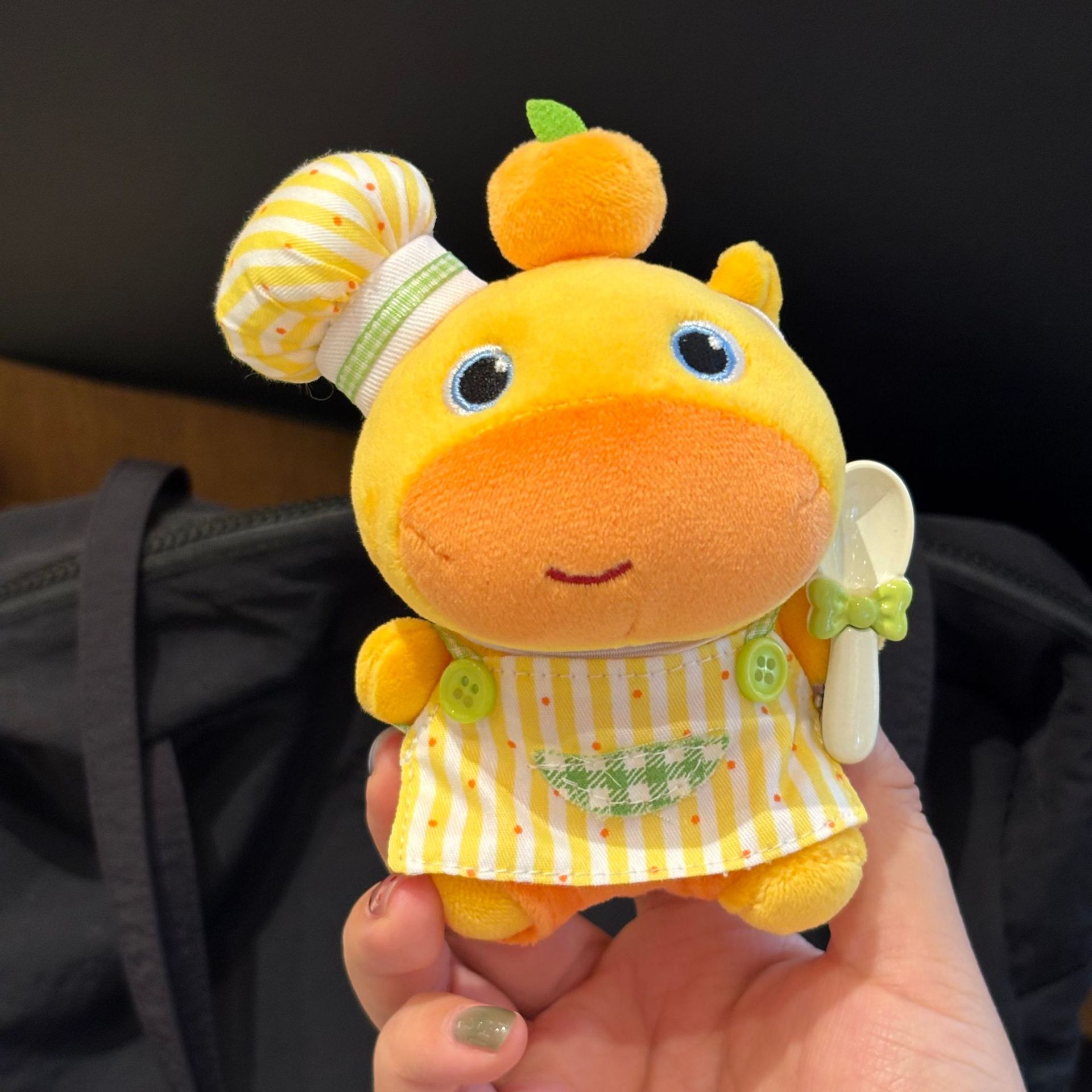 Yellow chef style lulu