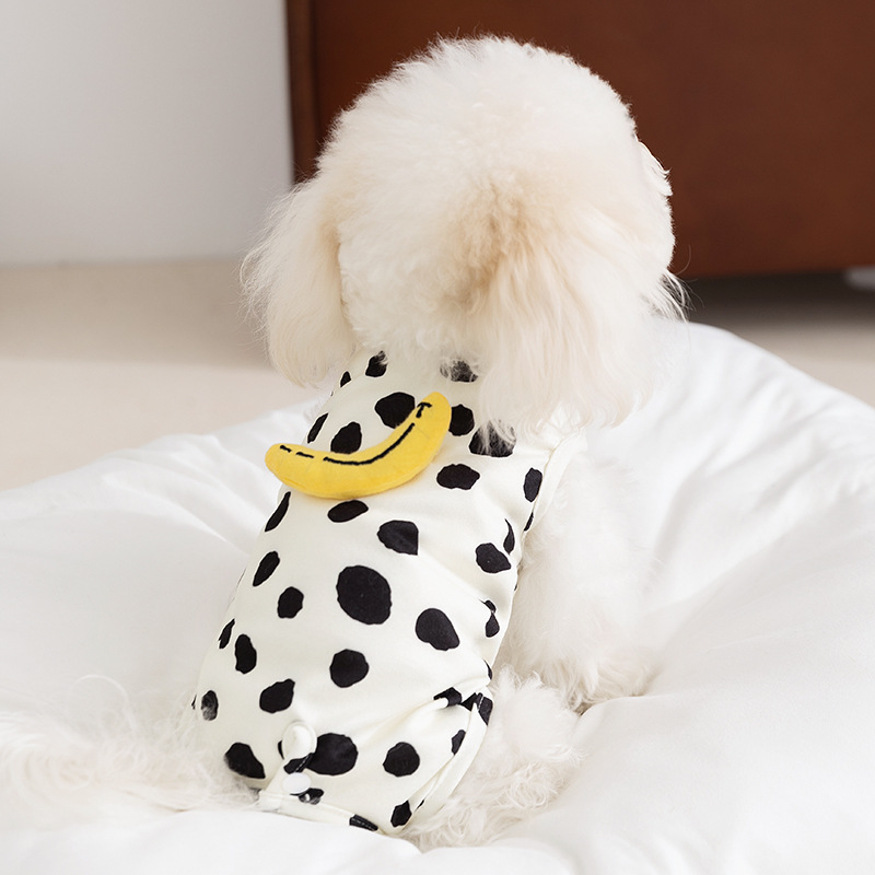 Primavera y verano perros lindos bananos sonrientes cómodos bolsas sin mangas abdominales para gatos mascotas ropa para el hogar