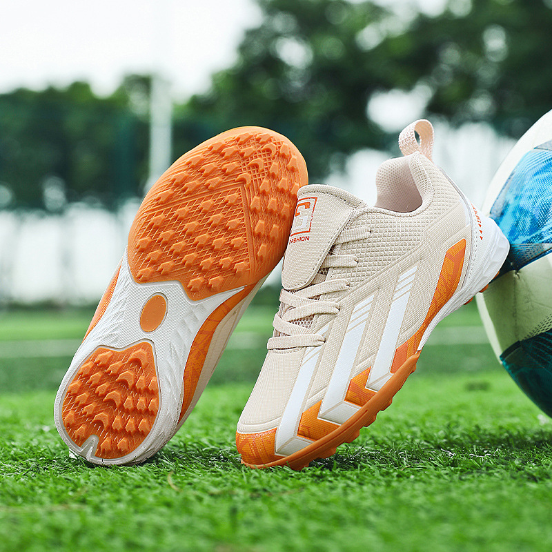 儿童足球袜2025秋冬季新款男童绑带训练足球鞋中大童球鞋实体批发