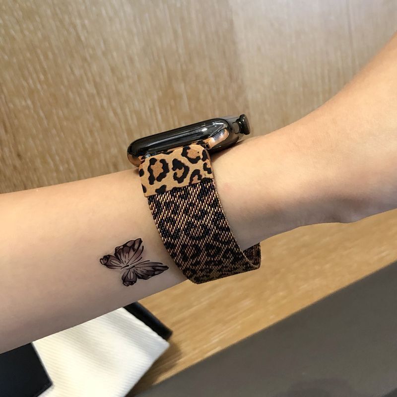 Suitable for Apple Watch 11, Suitable for Apple Watch Bands Iwatch1098Se, High-End Milanese Leopard Print Magnetic Attraction