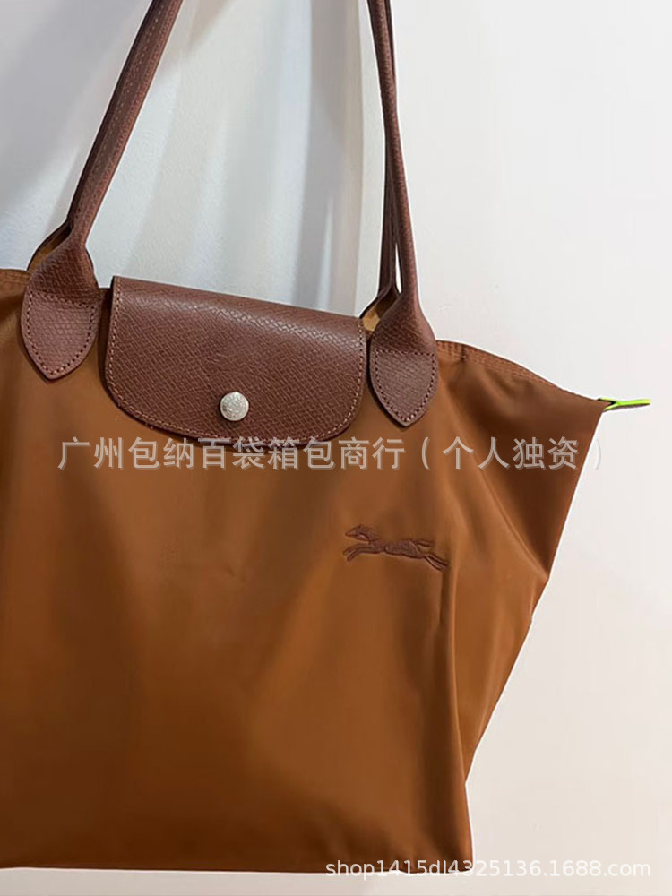 Environmental Cognac color