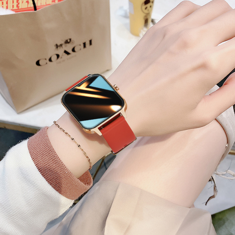 Optimized red + slim body and stylish appearance + multi-function