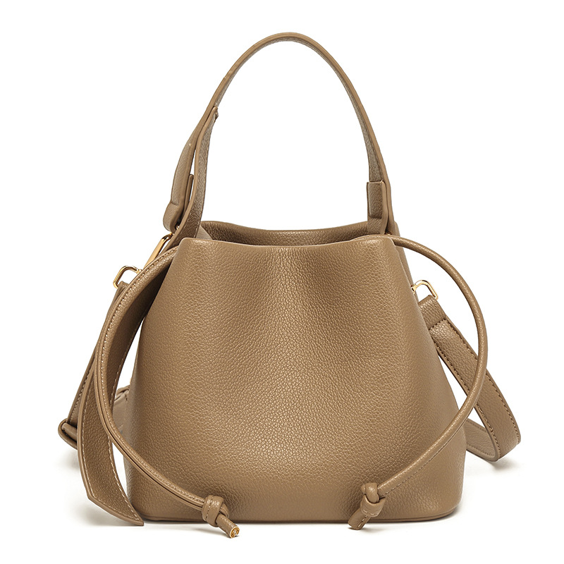 2025 新しい野菜バスケットバッグ巾着バケツバッグテクスチャ通勤多用途ショルダークロスボディバッグ女性のエレガントなハンドバッグ