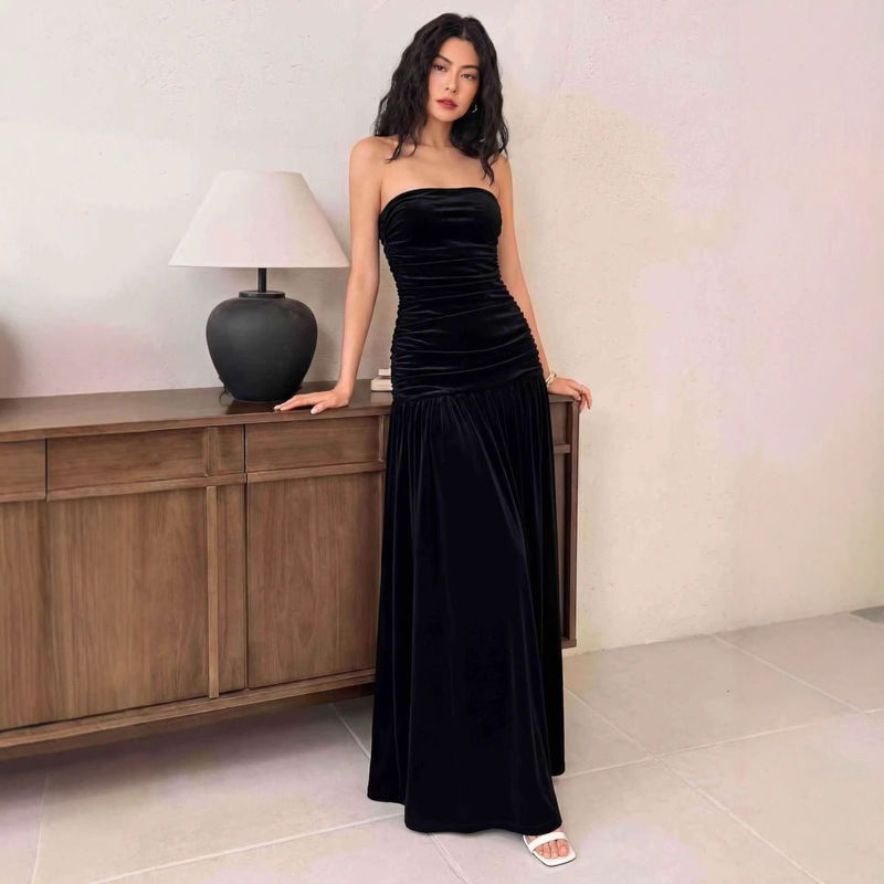2026 Cross-Border European and American Spring/Summer Amazon Independent Site Elegant High-End Strapless Velvet Long Dress Women's Dress 2026 Cross-Border European and American Spring/Summer Amazon Independent Site Elegant High-End Strapless Velvet Long Dress Women's Dress