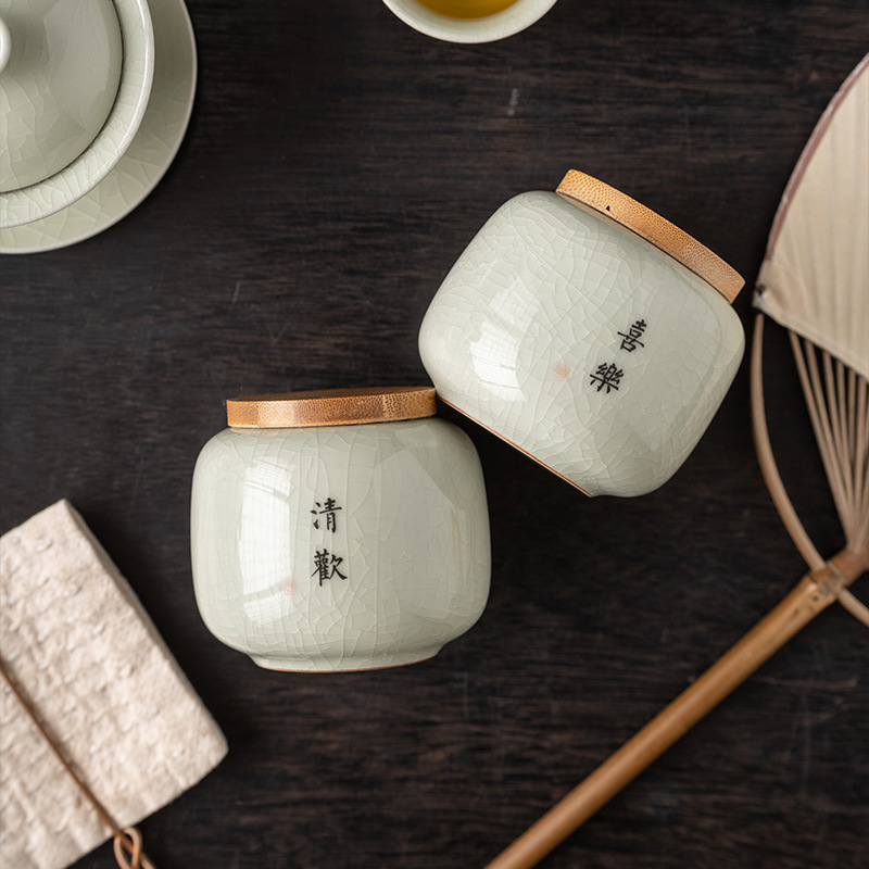 Calligraphy Tea Can Ceramic Mini Small Sealed Can Pu'er Black and Green Tea Storage Empty Packaging Box Portable