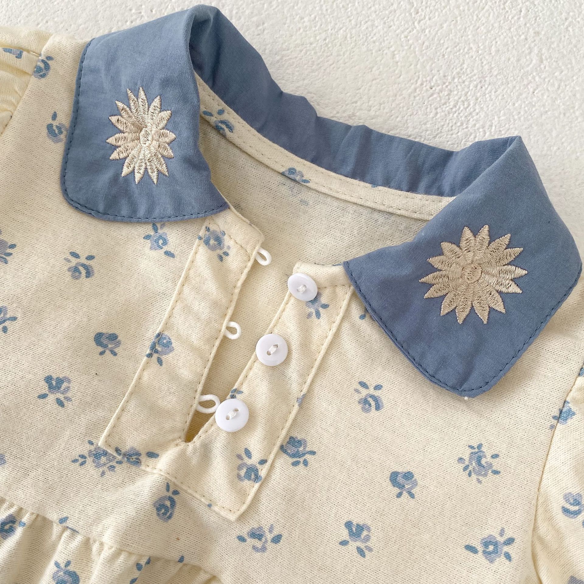 INS 2024 Autumn Infant and Girl Baby Floral Contrast Collar Embroidered Long Sleeves Yi Ha Skirt Bag Butt jumpsuit_voghion.com