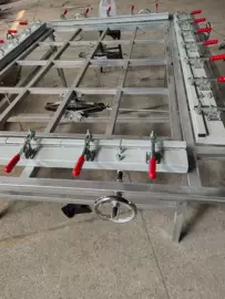 印刷配套设备;电子工业助剂;丝印机