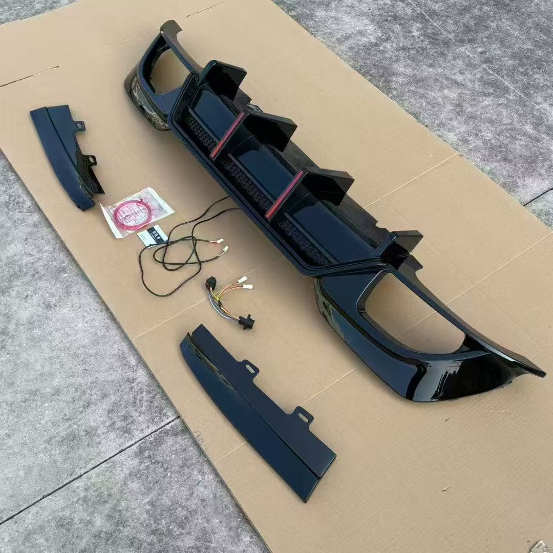 19+ Bmw 3 Series G20 G28 Rear Lip with Lights, Rear Diffuser with Dual Vertical Light Bars, Modified Body Kit Rear Bumper