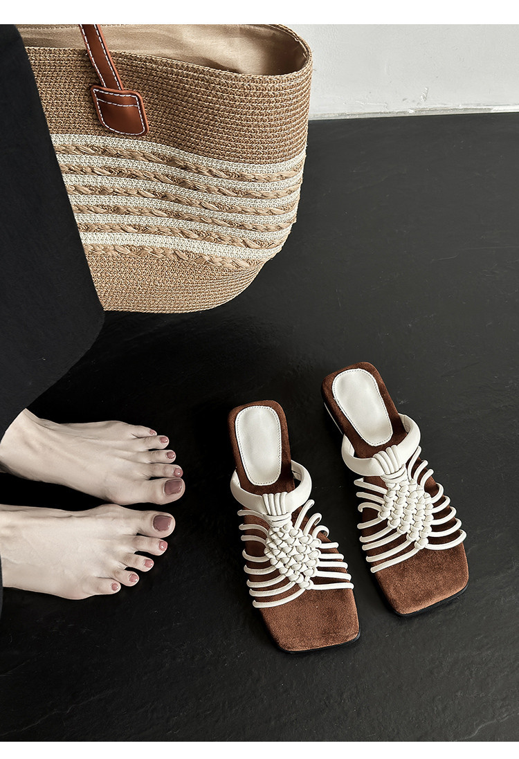 Dép sandal nữ quai chữ V đan tay thoáng khí, đế dày mềm chống trượt — màu be, bạc chi tiết 12