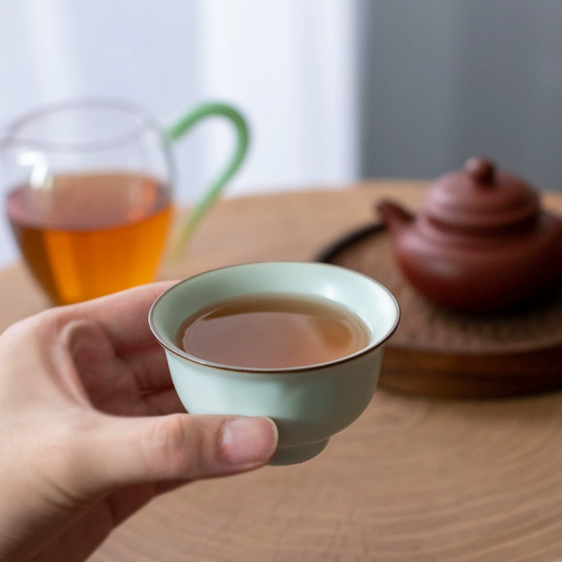 Подарочная коробка для чашки для чая Ru Kiln с керамической чашкой небесно-зелёного цвета, фирменный сувенир для чая Kung Fu.