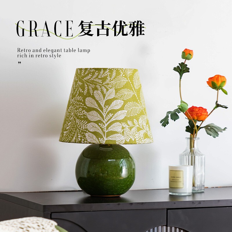 American Retro Table Lamp High-End Emerald Green Ice Crystal Ceramic Desktop Ornaments Night Light Bedroom Bedside Atmosphere Decorative Lamp American Retro Table Lamp High-End Emerald Green Ice Crystal Ceramic Desktop Ornaments Night Light Bedroom Bedside Atmosphere Decorative Lamp