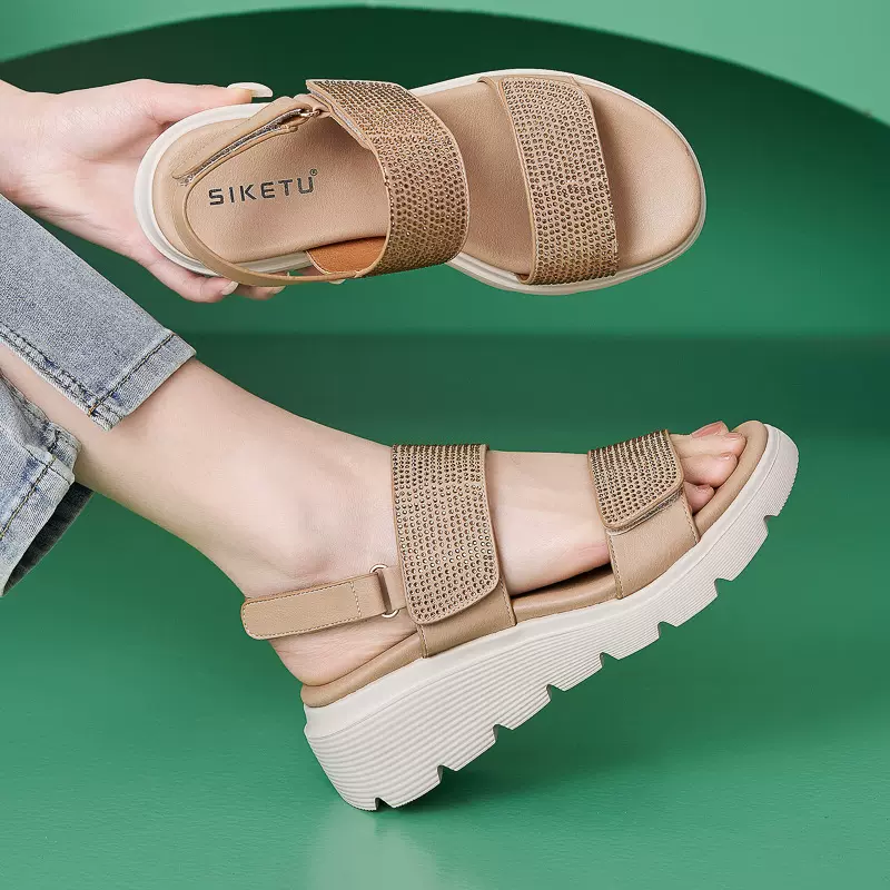 950-8夏季2025亚马逊新款点钻魔术贴女凉鞋坡跟休闲轻便大码拖鞋