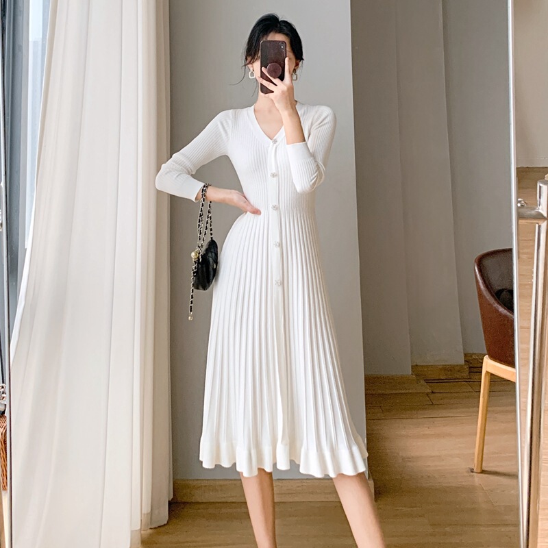 Real Shot of French V Neck Gentle Style Knitted Dress for Women, Autumn and Winter Bottoming Skirt with Long Skirt and Elegant Inside Coat Real Shot of French V Neck Gentle Style Knitted Dress for Women, Autumn and Winter Bottoming Skirt with Long Skirt and Elegant Inside Coat