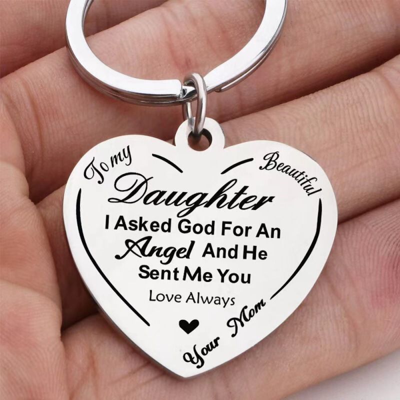 To my daughter stainless steel keychain lettering heart-shaped key chain DAD MOM daughter wholesale