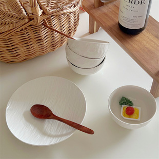 Ins�L��ɫ��ʯ�y��P���b�߼��и���P�����մ����͏dɳ������
